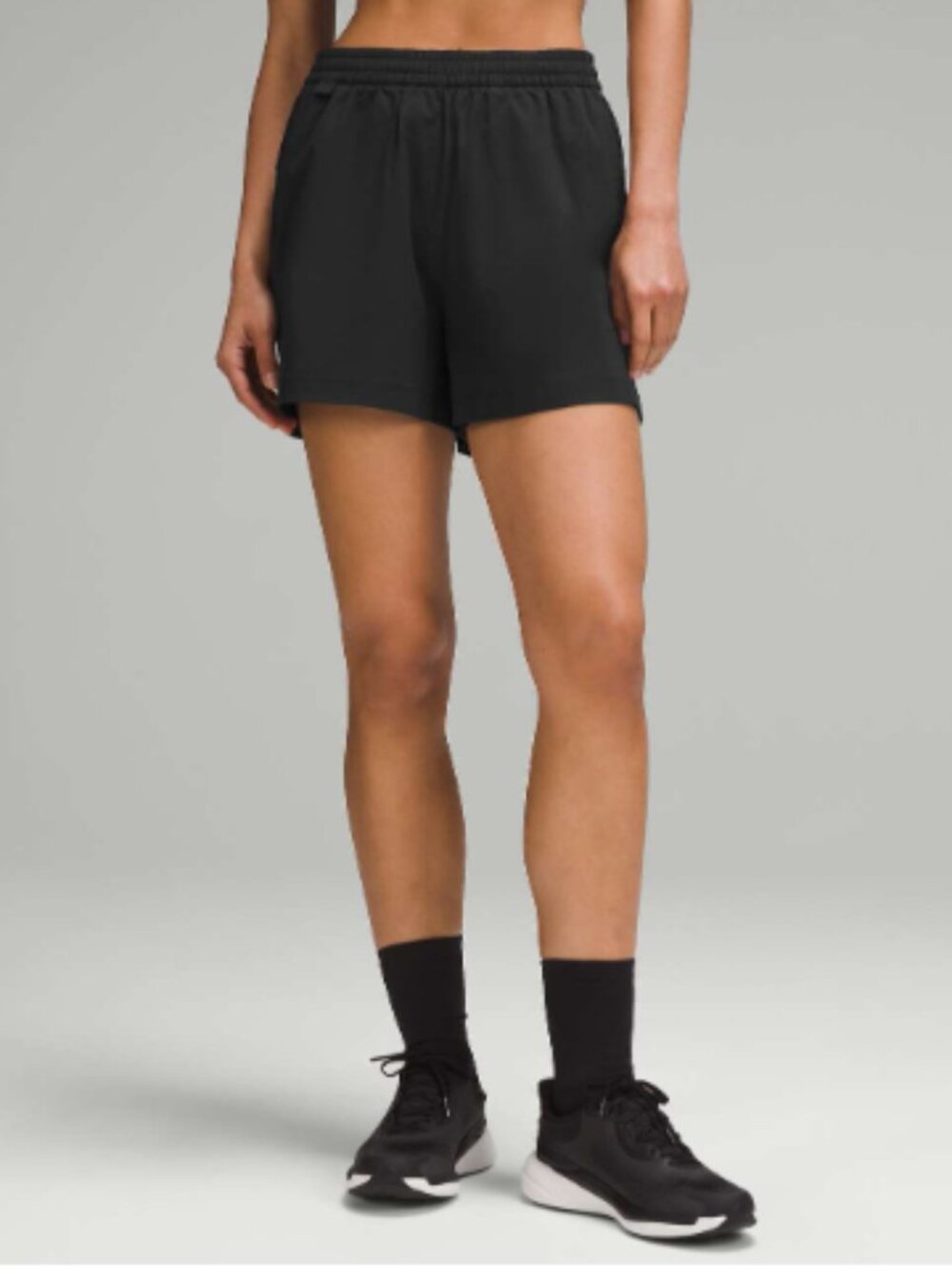 Lululemon Lightweight High-Rise Hiking Short 4" Black Size 8
